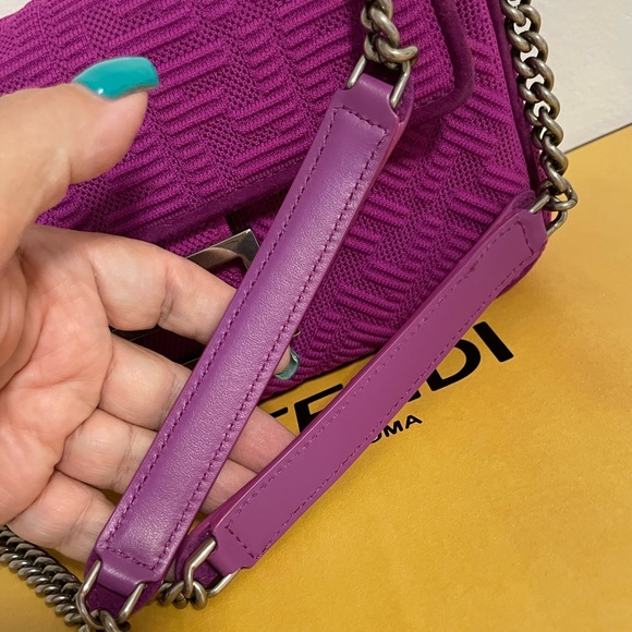 TODAY only🎄SALE FENDI baguette bag New absolutely gorgeous limited edition - Picture 16 of 17